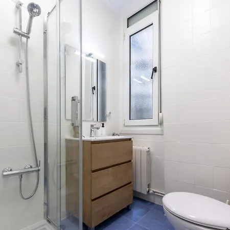 Unamuno, Al Lado Del Casco Viejo