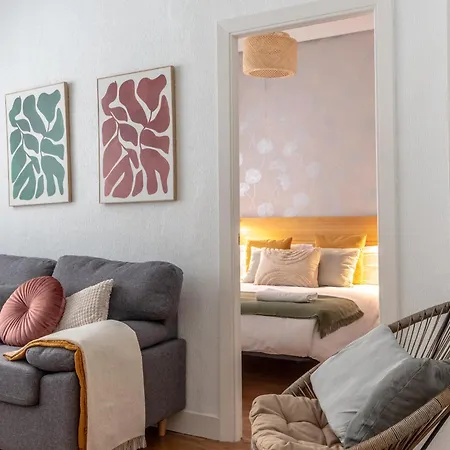 Unamuno, Al Lado Del Casco Viejo * Bilbao