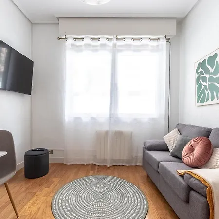 Daire Unamuno, Al Lado Del Casco Viejo *